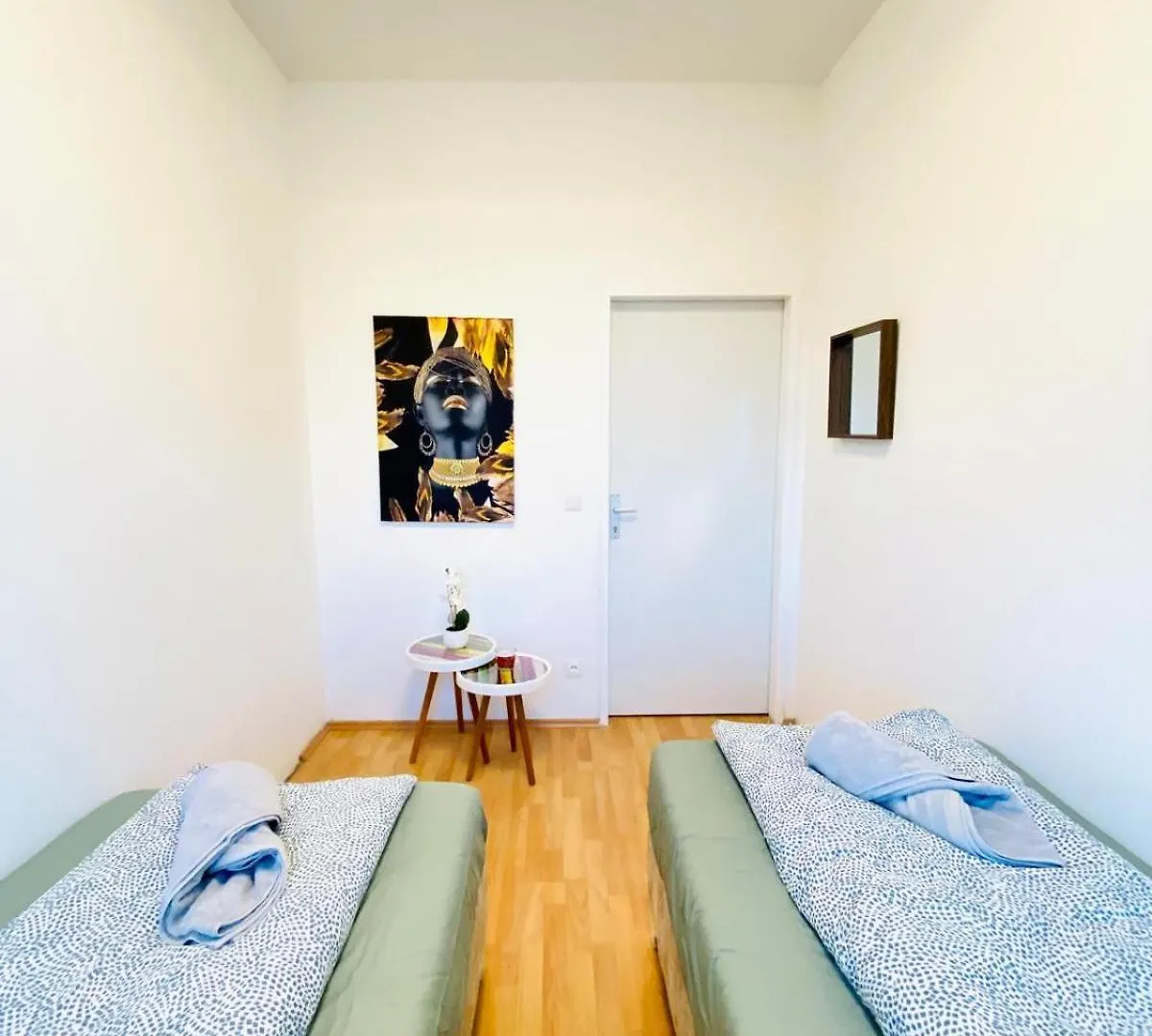 Apartamento Comfortable 5Br Shared Apt Well Connected Location Viena
