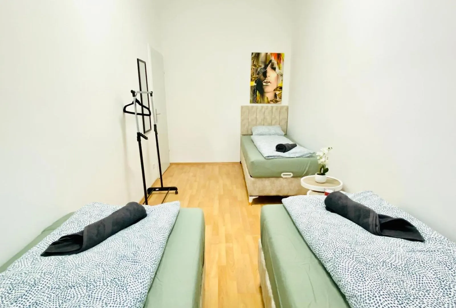 Comfortable 5Br Shared Apt Well Connected Location Вена