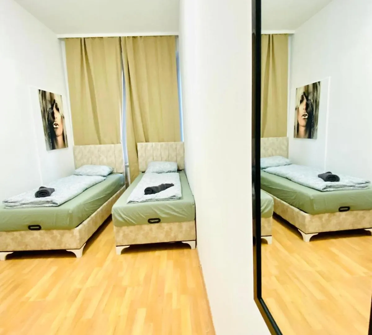 Comfortable 5Br Shared Apt Well Connected Location Вена 0*,