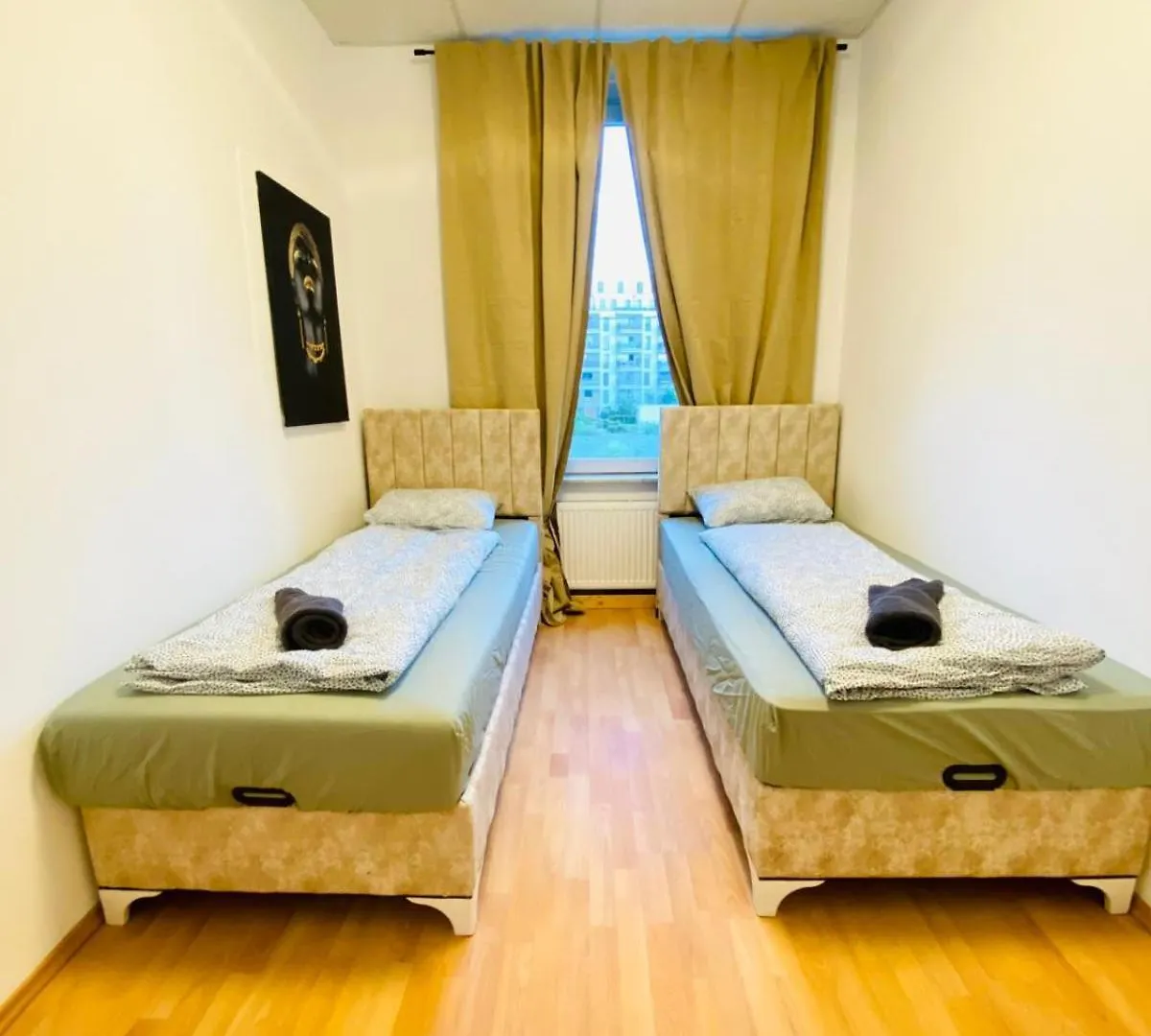 Comfortable 5Br Shared Apt Well Connected Location Вена 0*,  Австрия