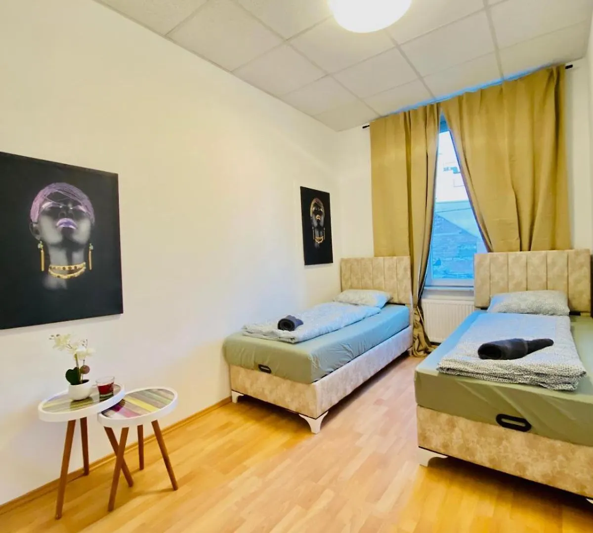 Апартаменты Comfortable 5Br Shared Apt Well Connected Location Вена