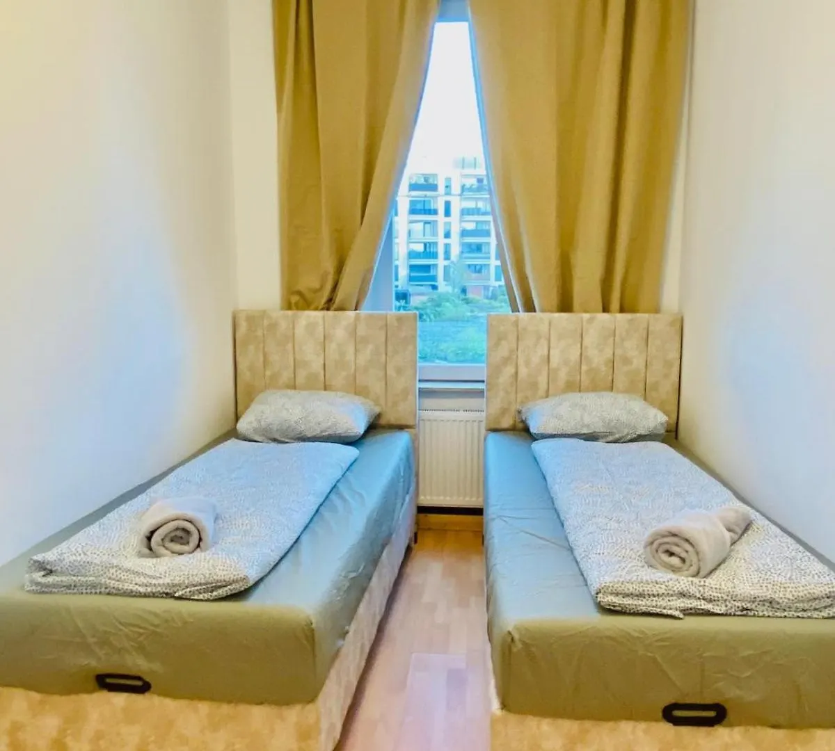 Comfortable 5Br Shared Apt Well Connected Location Вена