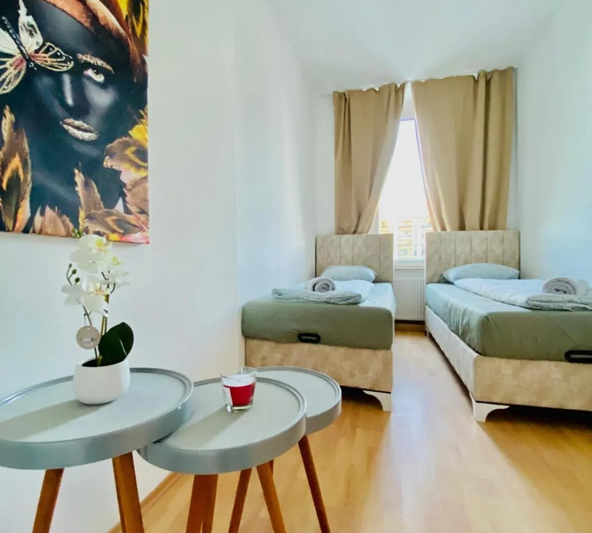 Апартаменты Comfortable 5Br Shared Apt Well Connected Location Вена