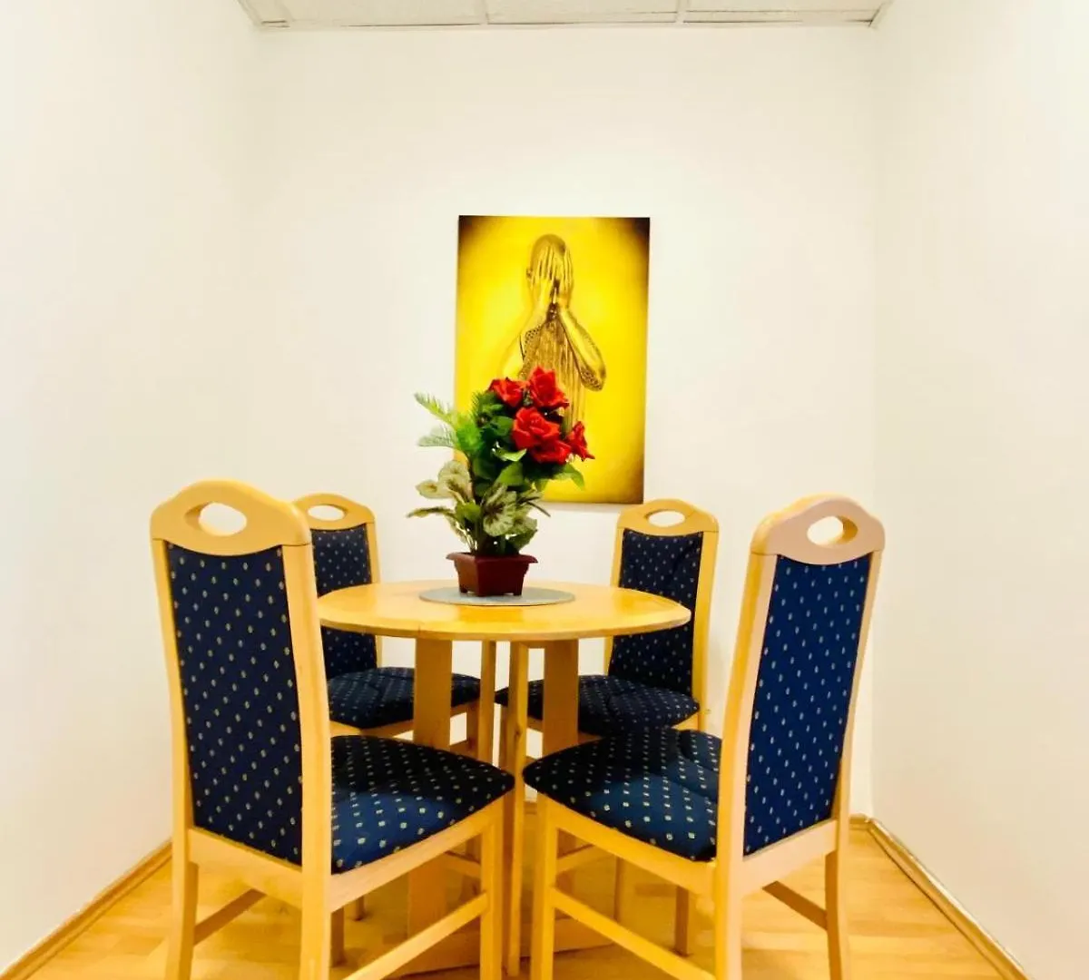 Comfortable 5Br Shared Apt Well Connected Location Вена