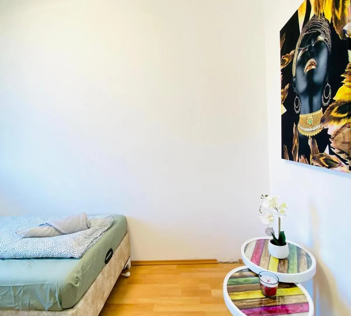 Comfortable 5Br Shared Apt Well Connected Location Вена
